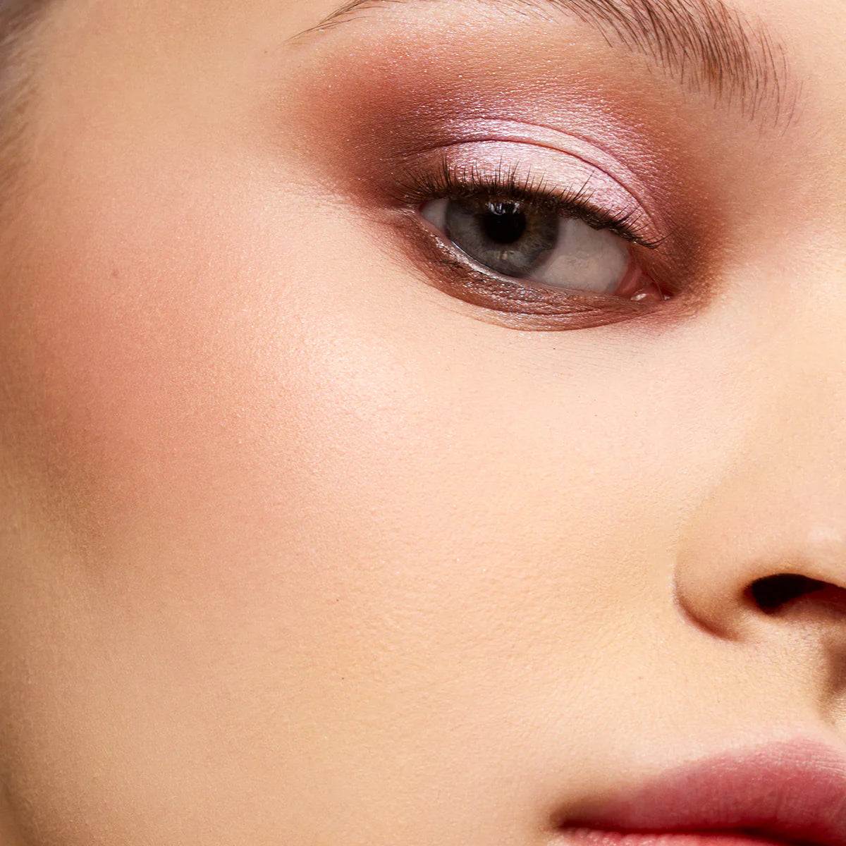 Astra Make-Up – Private Dream Eyeshadow Palette