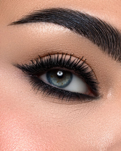 Astra Kohl Black – Matita Kajal Occhi Intensa e Precisa 🖤✨