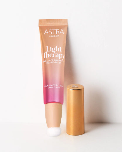 Astra Light Therapy Radiance Enhancer Highlighter – Illuminante in Crema Dewy Finish ✨