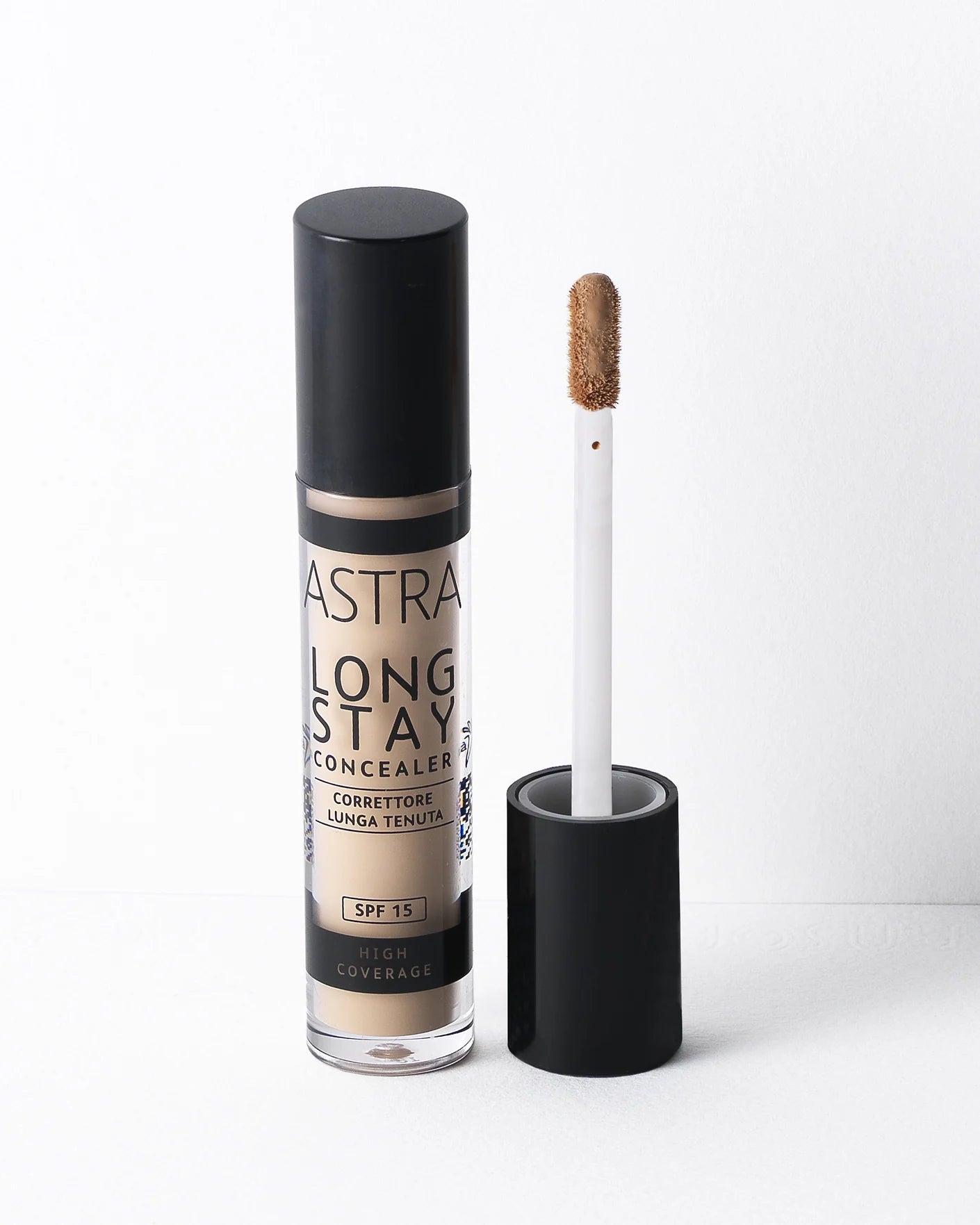 Astra Long Stay Concealer – Correttore Lunga Tenuta con SPF 15