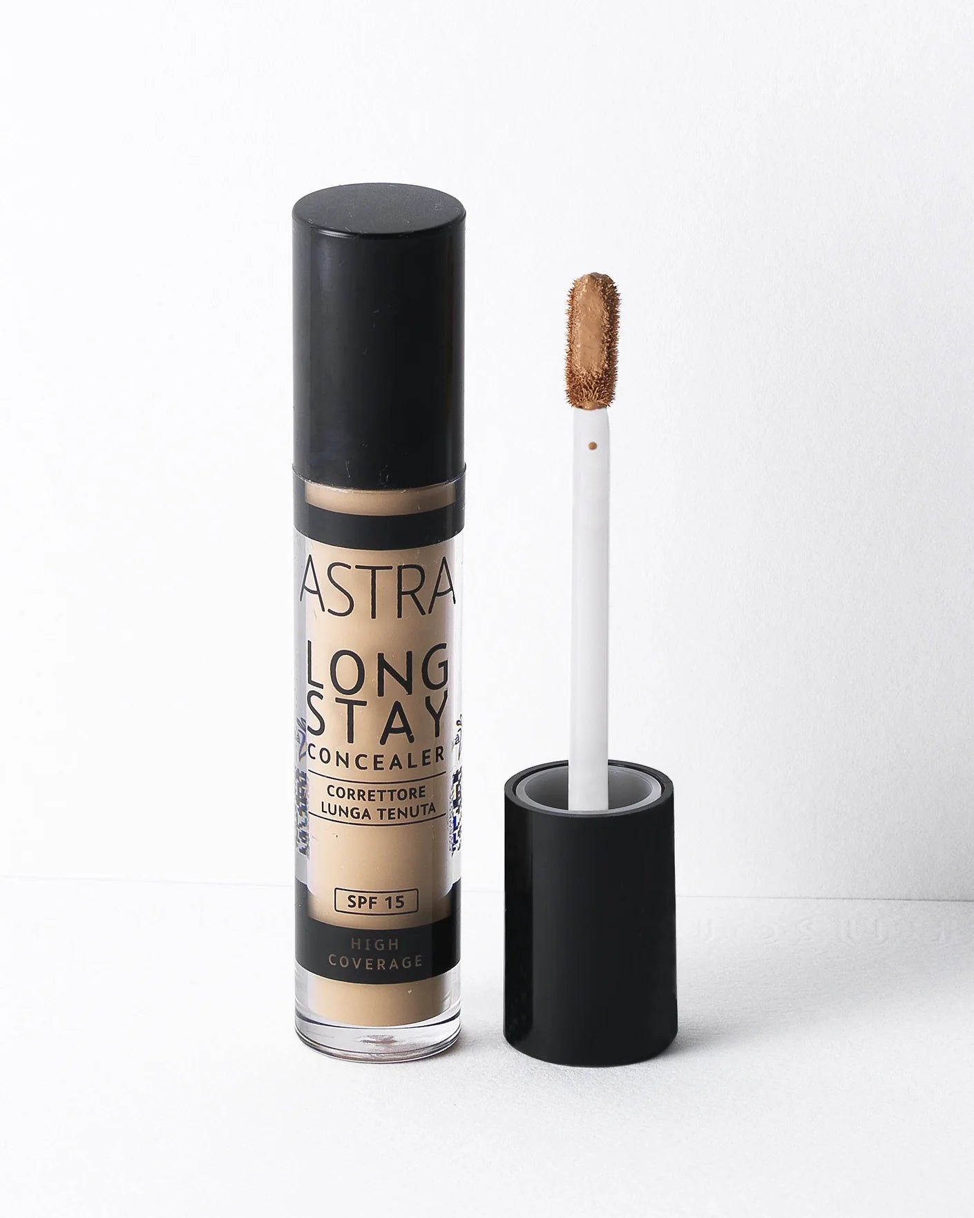 Astra Long Stay Concealer – Correttore Lunga Tenuta con SPF 15
