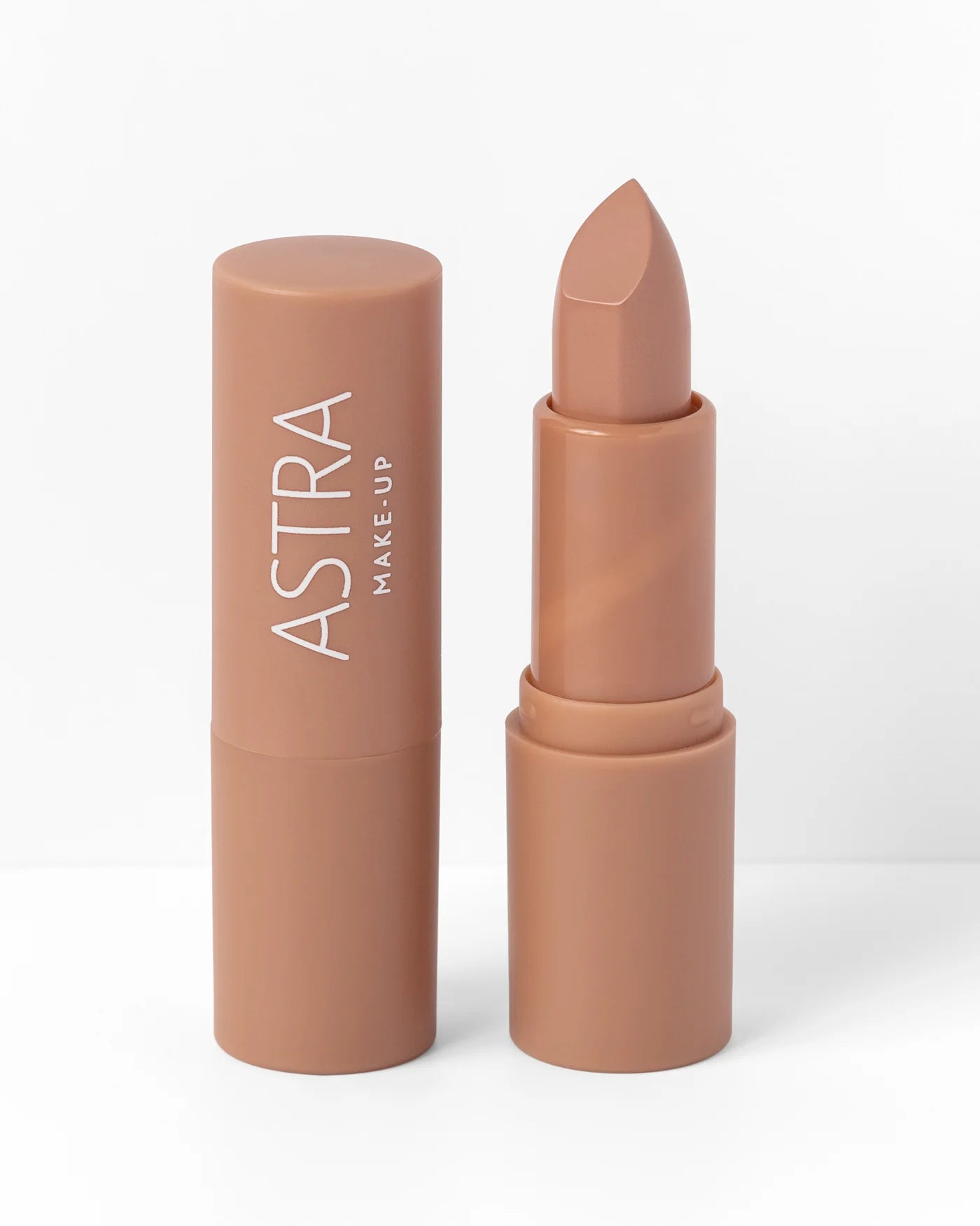 Astra Make-Up Rossetto Cremoso – Eleganza e Comfort per le Tue Labbra 💄✨
