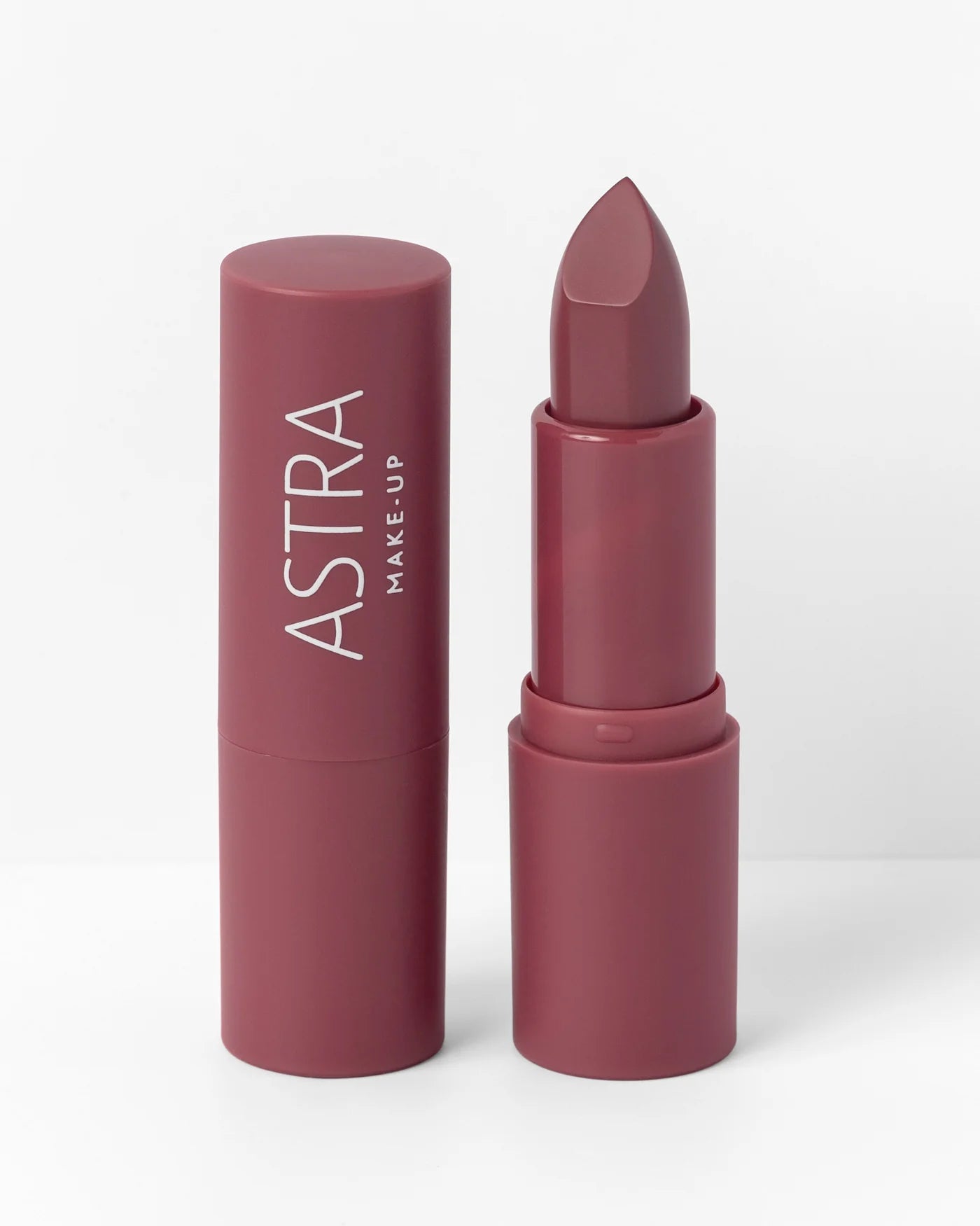 Astra Make-Up Rossetto Cremoso – Eleganza e Comfort per le Tue Labbra 💄✨