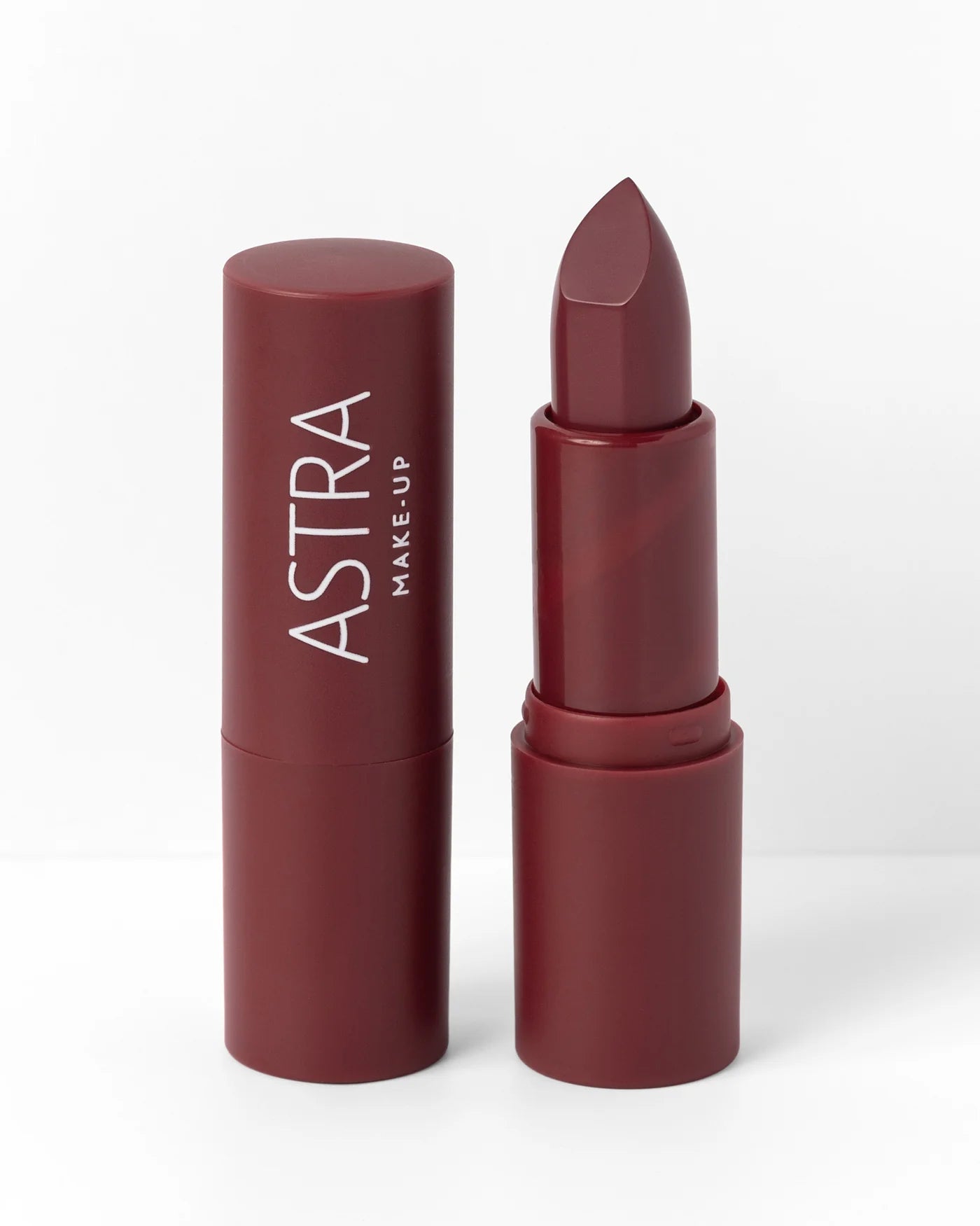 Astra Make-Up Rossetto Cremoso – Eleganza e Comfort per le Tue Labbra 💄✨