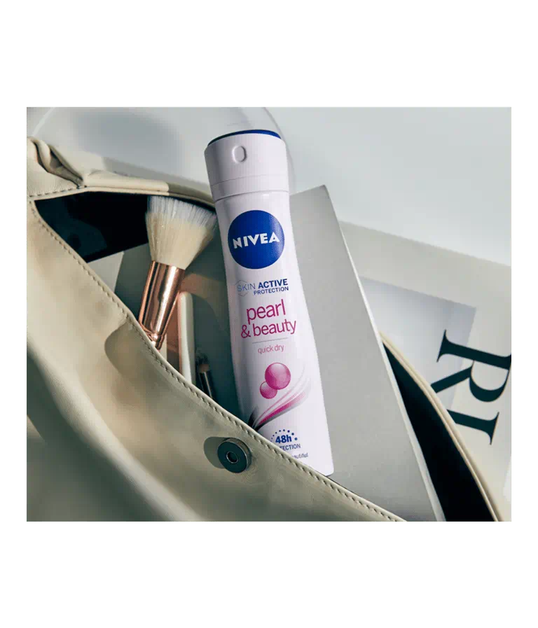 NIVEA Pearl & Beauty Deodorante Spray – Bellezza e Protezione per la Pelle