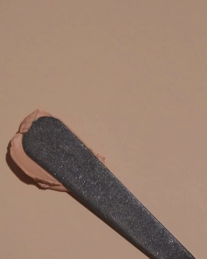 Astra Compact Foundation Balm – Pelle Perfetta in un Solo Gesto!