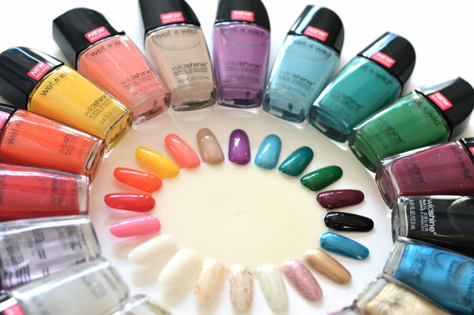 💅 WildShine Nail Color – Wet n Wild